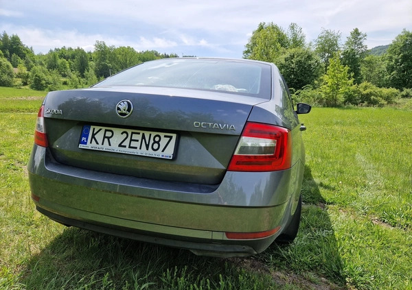 Skoda Octavia cena 63700 przebieg: 65000, rok produkcji 2018 z Kraków małe 92